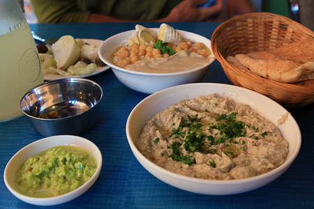 Humus Restaurant